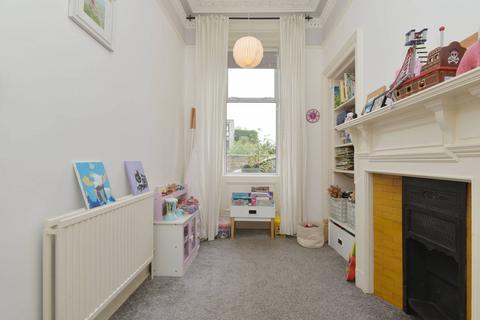 15 Cargil Terrace, Edinburgh, EH5 3ND