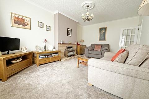 2 bedroom semi-detached bungalow for sale - Corbett Road, Hollywood, B47 5LT