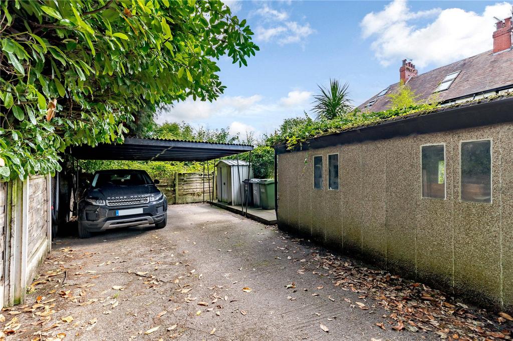 Car Port &amp; Parking