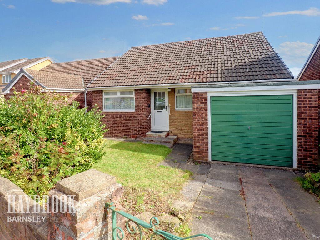 Sunningdale Drive, Cudworth 3 bed detached bungalow for sale £200,000