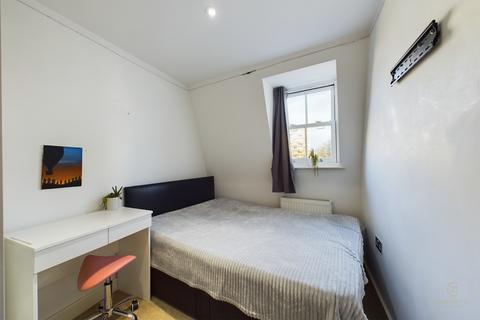 2 bedroom apartment to rent - Regal Court, Malvern Road, Queen's Park, London, NW6