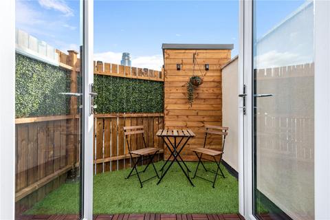 1 bedroom apartment to rent, Voss Street, London, E2