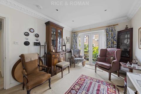 2 bedroom retirement property for sale, Sheen Road, Richmond TW9