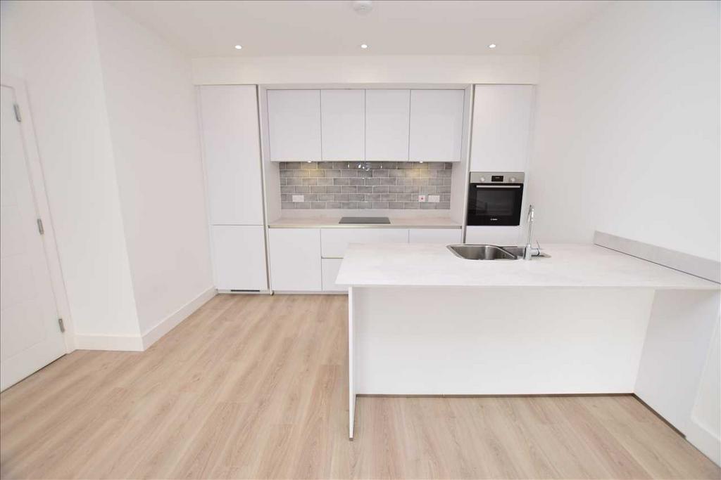 Lounge/Kitchen