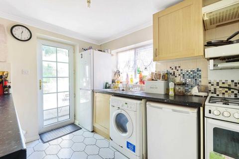 3 bedroom semi-detached house for sale, Mayhew Crescent, High Wycombe HP13