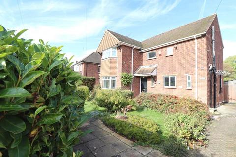 3 bedroom detached house to rent, Rupert Avenue, High Wycombe HP12