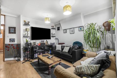 3 bedroom terraced house for sale, Whitehorse Road, Thornton Heath, CR7