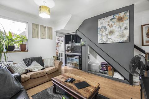 373 Whitehorse Road, Thornton Heath, CR7 8SD
