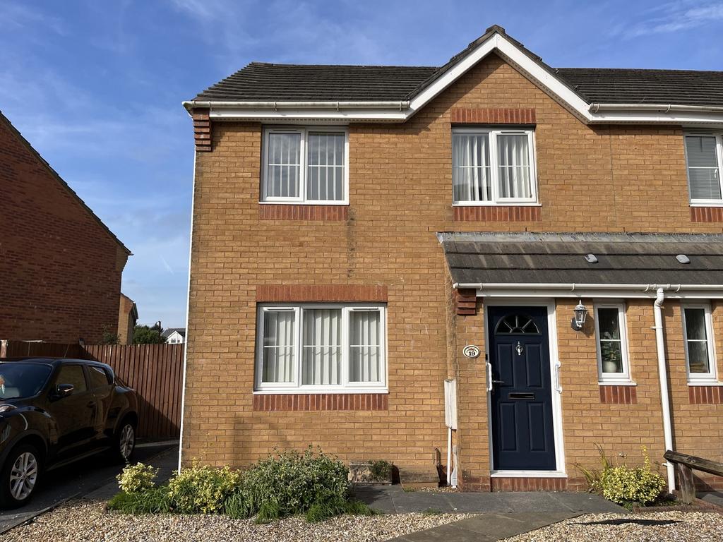 Carregamman, Ammanford, Carmarthenshire. 3 bed semidetached house for