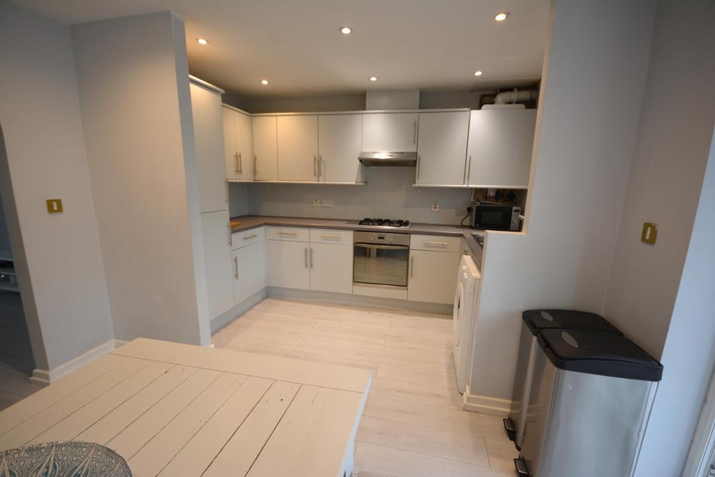 83 Mode Hill Lane, Whitefield M45 8 JH