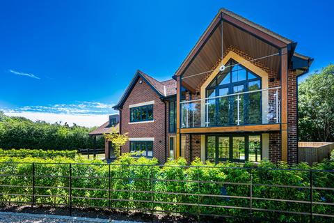 5 bedroom detached house for sale, Greys Green, Rotherfield Greys, Henley-on-Thames, Oxfordshire, RG9