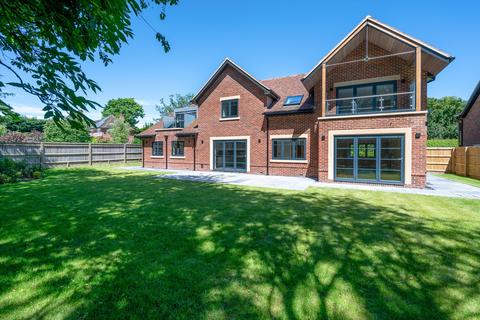 5 bedroom detached house for sale, Greys Green, Rotherfield Greys, Henley-on-Thames, Oxfordshire, RG9