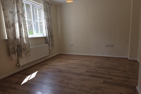 2 bedroom ground floor flat to rent, Turner Road, Burbage, Buxton SK17