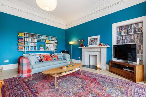 3 bedroom flat for sale - 35/1 Howard Place, Inverleith, Edinburgh, EH3 5JY