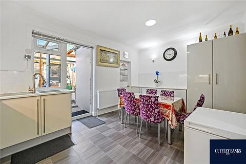 55 Fernbank Avenue, Wembley, HA0 2TT