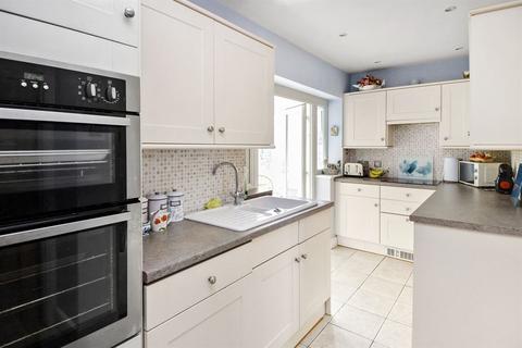 The Bungalow Hatch Lane, Chartham, Canterbury, CT4 7LN
