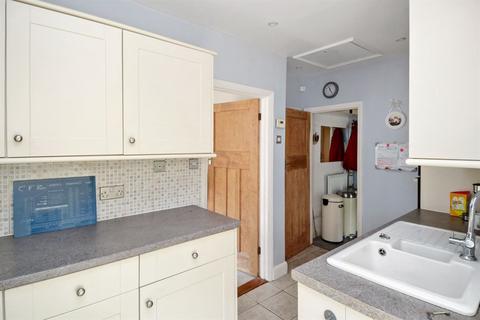 The Bungalow Hatch Lane, Chartham, Canterbury, CT4 7LN