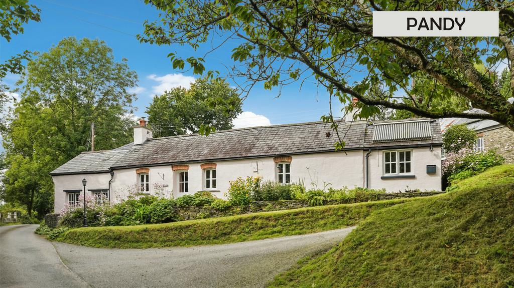 Pandy, Cribyn, Lampeter, Ceredigion 4 bed detached house for sale £