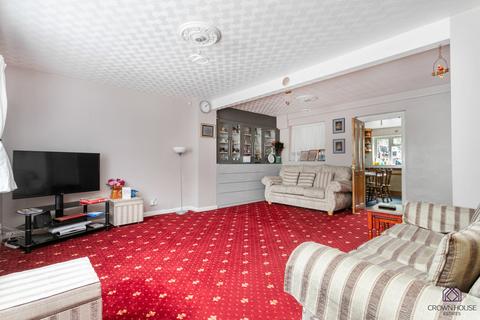 42 Ingleway, London, N12 0QN