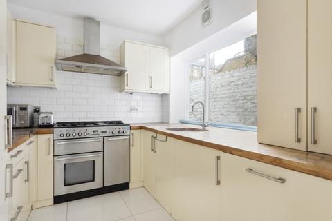 2 bedroom apartment to rent, Highbury Hill, London, N5