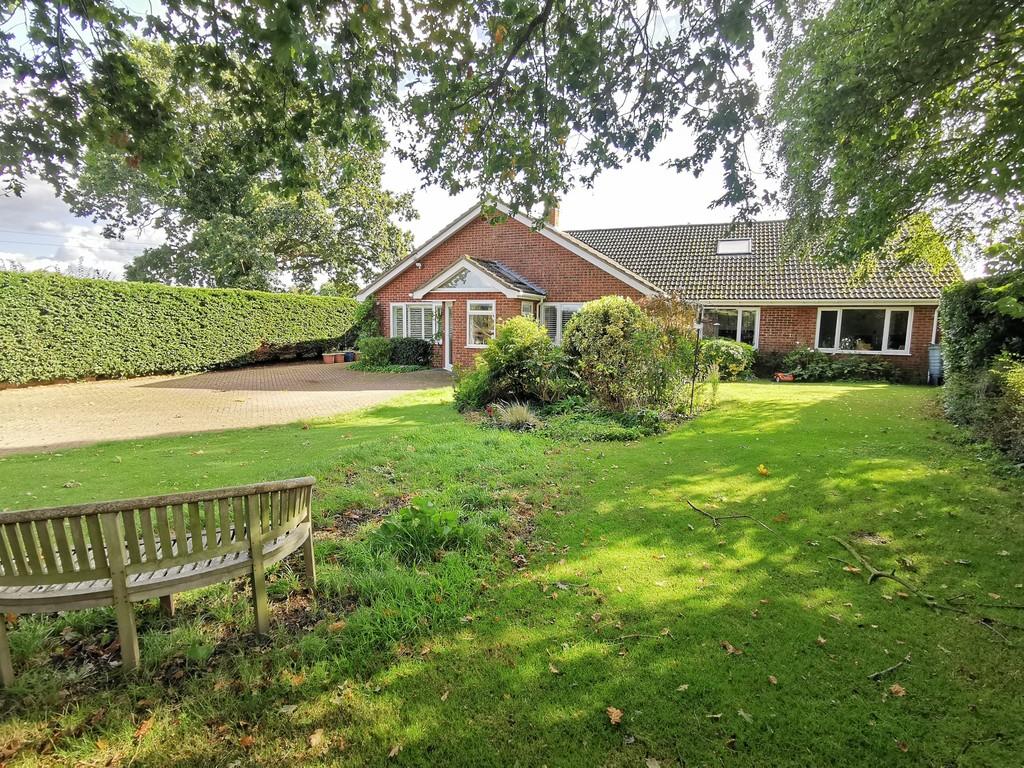 Back Lane, Lound, Suffolk 5 bed detached bungalow £650,000