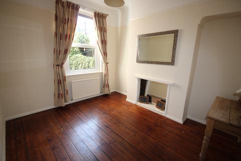 4 bedroom terraced house to rent, Queen Anne`s Road, Bootham, York, YO30