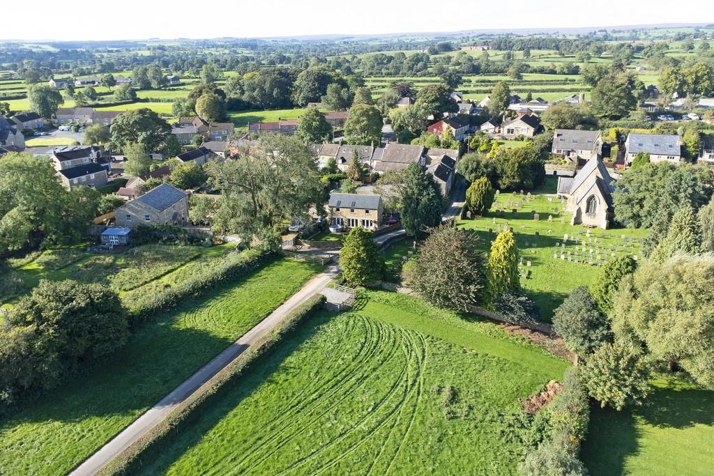 Back Lane, Grewelthorpe, Ripon 2 bed detached house for sale £475,000
