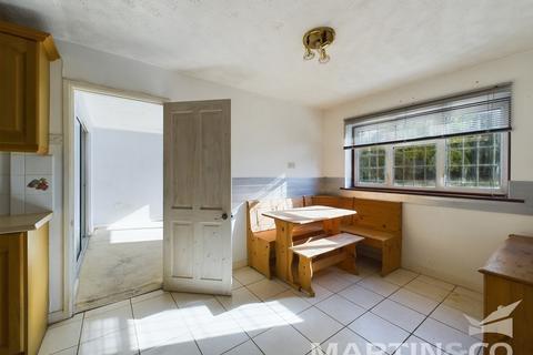 32 Paschal Way, Chelmsford, CM2 7NX