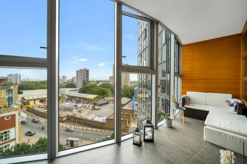 1 bedroom apartment for sale, Falcon Wharf, Battersea