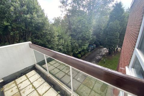 2 bedroom apartment to rent, Wellington Road, Bournemouth