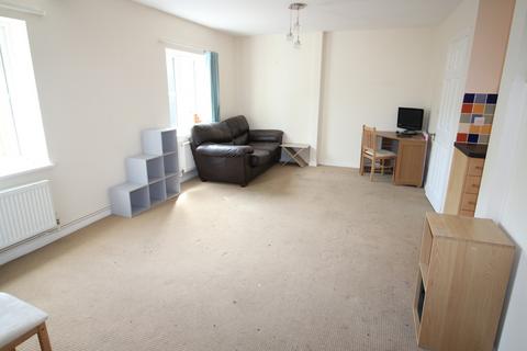 1 bedroom ground floor flat for sale, Barclay Court, Warminster