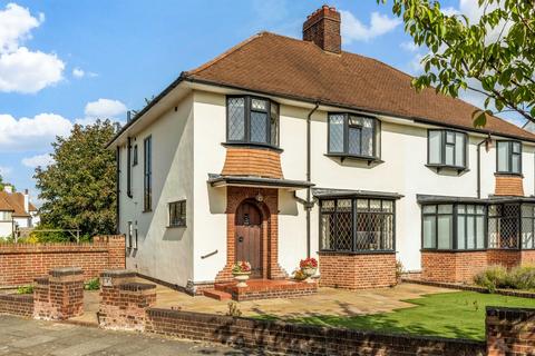 1 Cedarhurst Drive, London, SE9 5LP