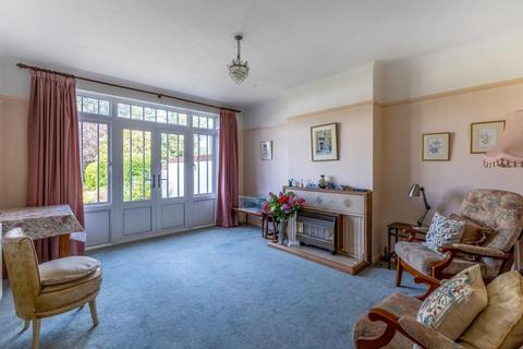 1 Cedarhurst Drive, London, SE9 5LP