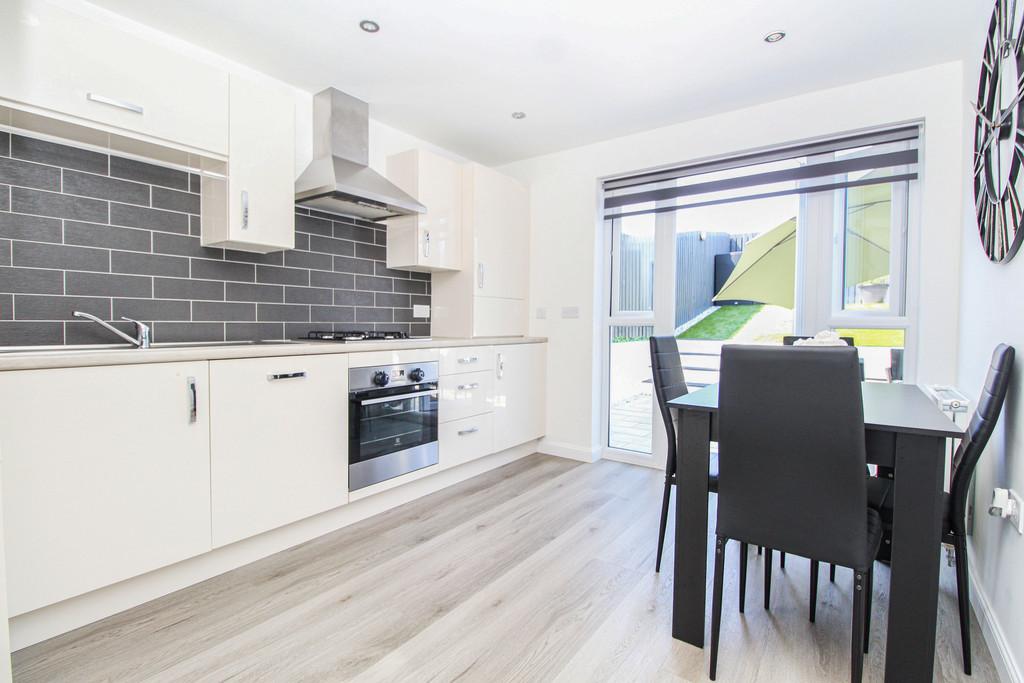 Falkland Avenue, Cove Bay, Aberdeen 3 bed terraced house for sale £