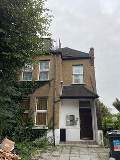 8d Eldon Park, London, SE25 4JQ