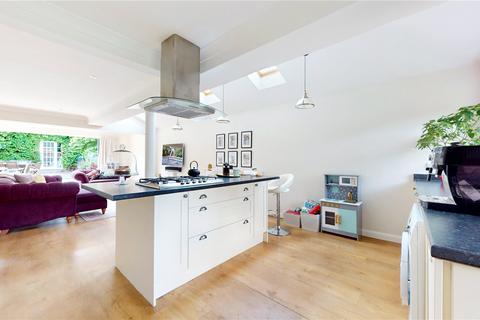 80 Addington Village Road, Croydon, CR0 5AQ