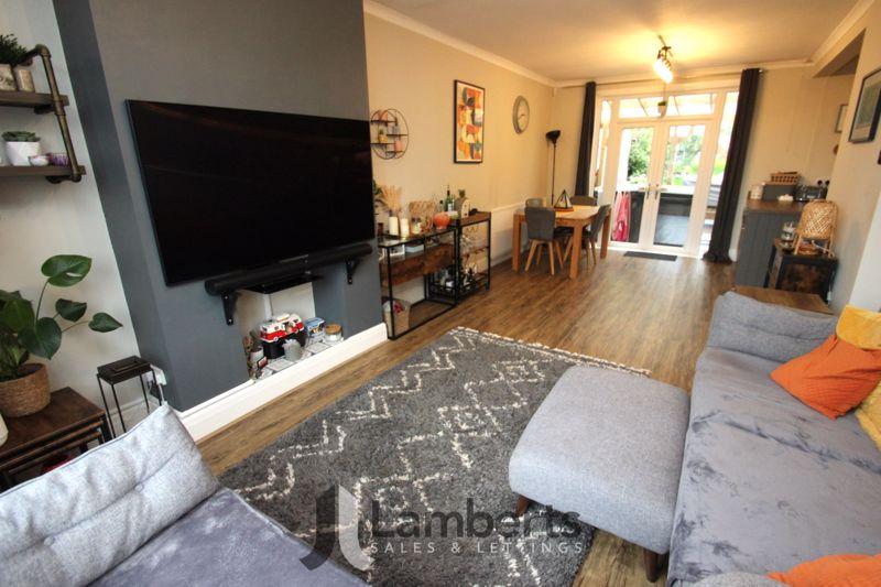 Birmingham Road, Bordesley, Redditch 4 bed detached house for sale £