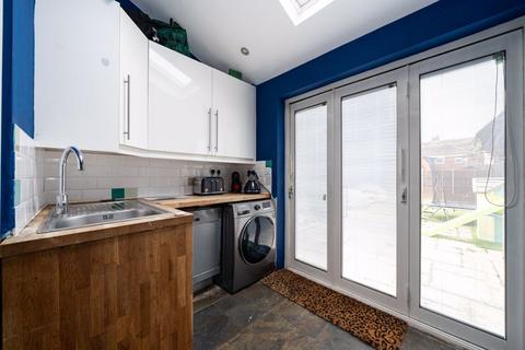 19 Adstone Road, Caddington, Luton, LU1 4JF