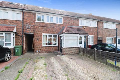 3 bedroom terraced house for sale, Trelawney Avenue, Langley