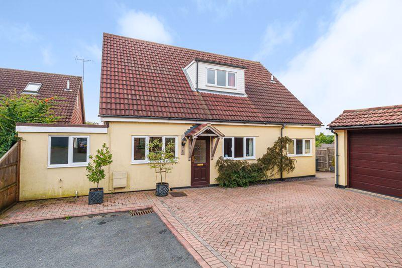 Four Marks 5 bed detached house for sale £680,000