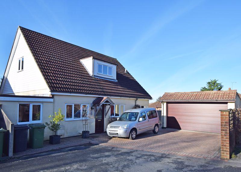Four Marks 5 bed detached house for sale £665,000