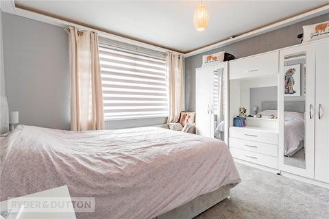 42 Foxhill, Shaw, Oldham, OL2 7NQ