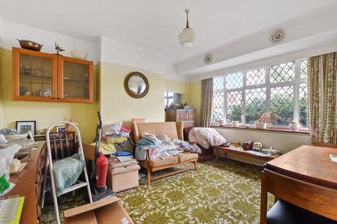 112 Jubilee Drive, Ruislip, HA4 0PU