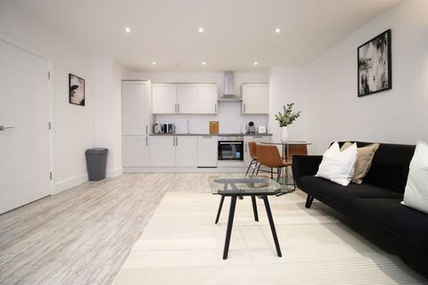 2 bedroom apartment to rent, Flat 5 Kingsbridge Point