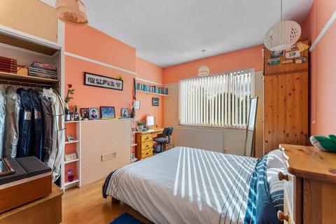 54 Norman Road, Sutton, SM1 2TA