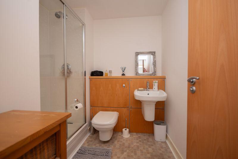 Master Ensuite