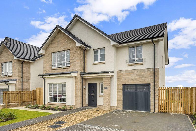 13 Elder Crescent, Perceton, Irvine, KA11 2HA 5 bed detached villa for