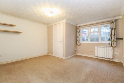 2 bedroom terraced house for sale, Sunderland Close, Bedford MK44