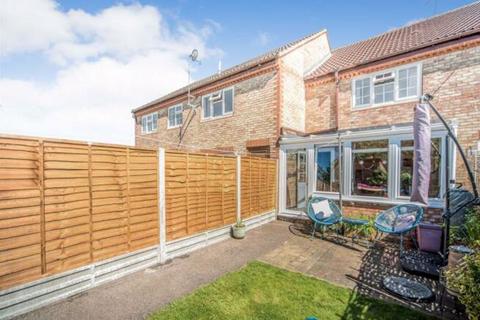 2 bedroom terraced house for sale, Sunderland Close, Bedford MK44