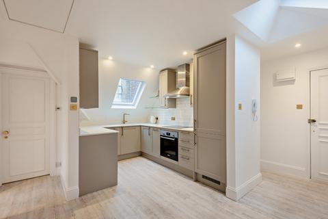 2 bedroom flat for sale, Guildown Road, Guildford, Surrey
